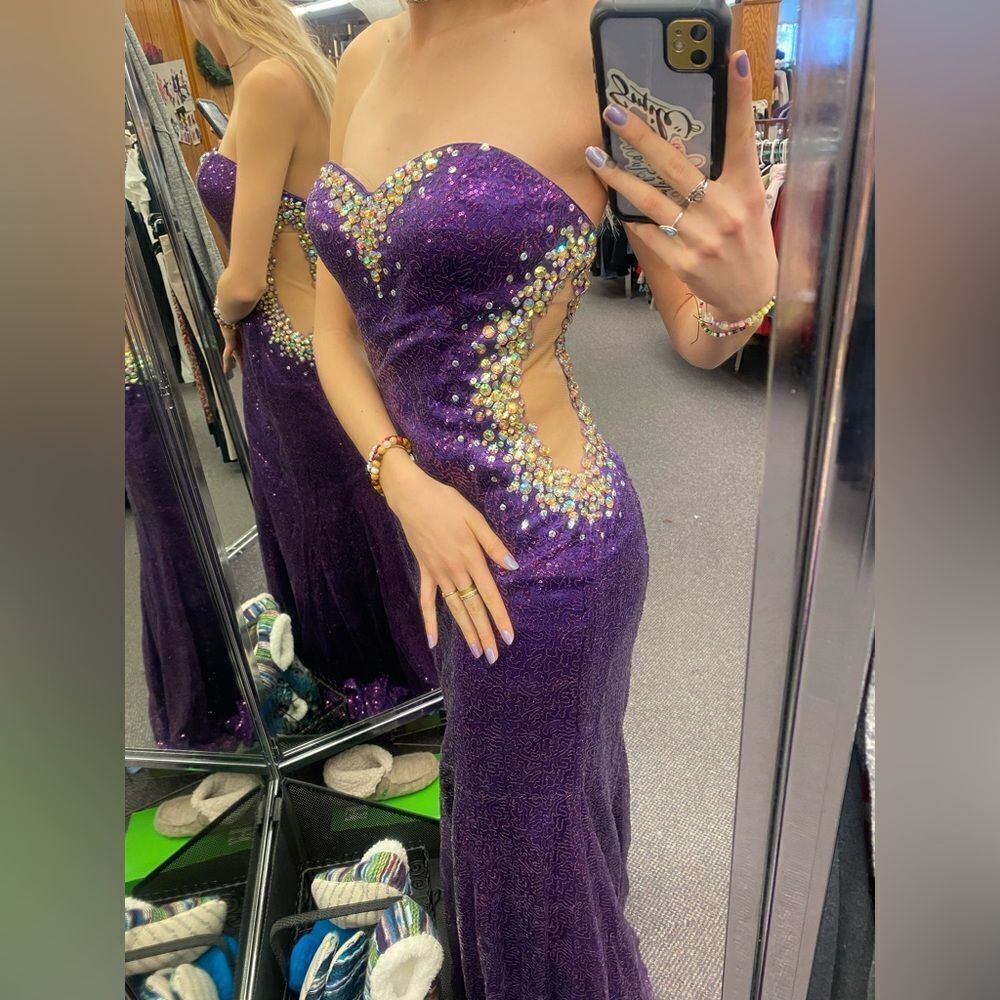 🛍️ NOLB Ladies 8 Purple Sequin Dress - Strapless